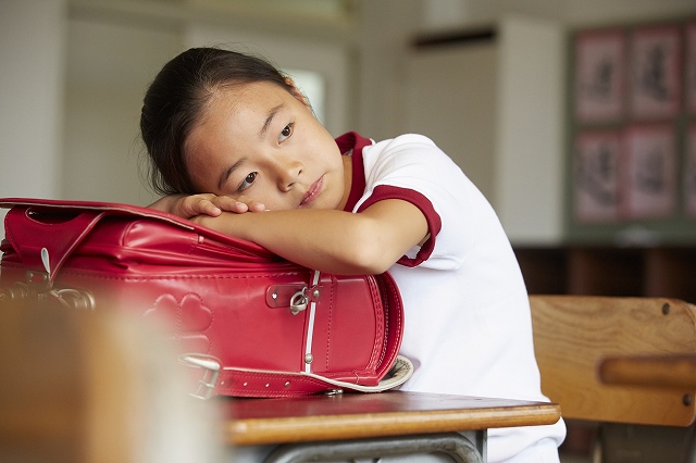 小学生の女の子が仲間はずれにする理由 意地悪な心理と対処法 そろばんスクールまとめ